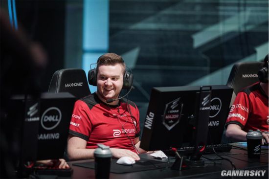 传闻： LOUD 将与 RobbieBk 和 Leader 分道扬镳